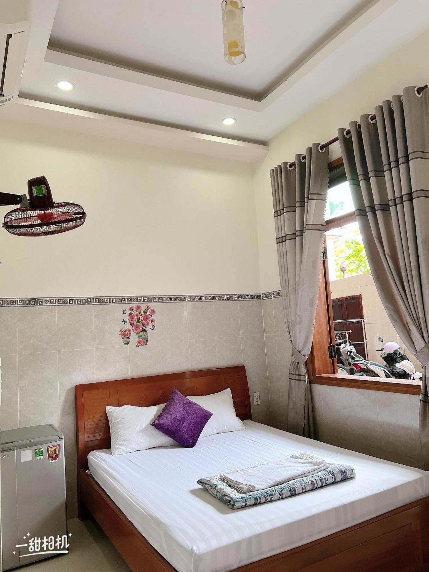 Nha Nghi 72 Hotell Long Hai Eksteriør bilde
