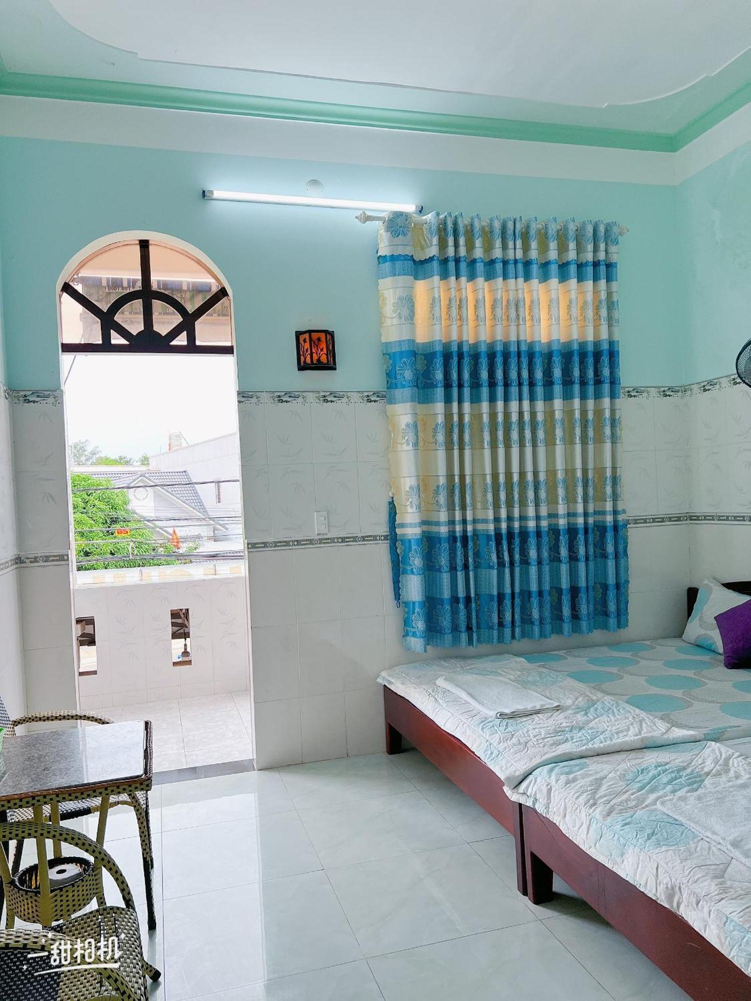 Nha Nghi 72 Hotell Long Hai Eksteriør bilde